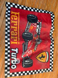 Bandiera vintage scuderia Ferrari dell’Era Turbo