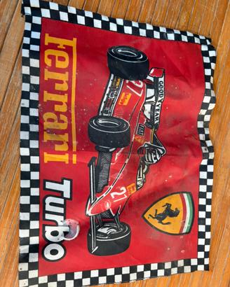 Bandiera vintage scuderia Ferrari dell’Era Turbo
