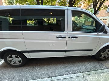 Mercedes Vito 8 posti