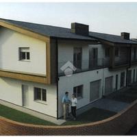 VILLA A SCHIERA D'ANGOLO A MALALBERGO