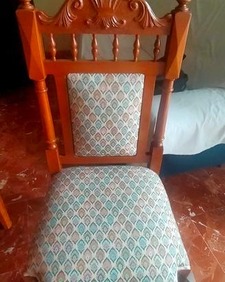 Tavolo completo di sedie