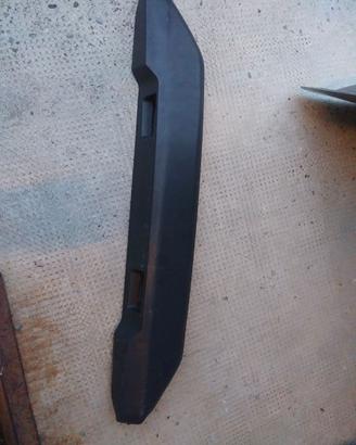 Porta battente sx Ford Transit danneggiata (ammacc