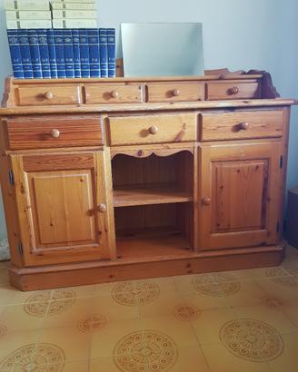 Madia in pino svedese 