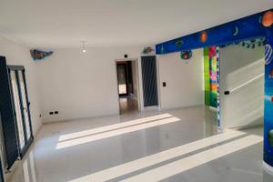 Ufficio/Studio professionale/Ambulatorio/Dentista