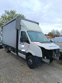 Volkswagen crafter 50 con pedana montacarichi