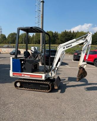 MINIESCAVATORE USATO BOBCAT 320
