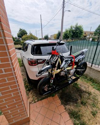 Porta moto/bici da gancio traino