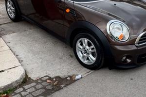 Mini Cooper Diesel del 2012 unico proprietario