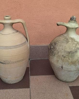 Coppia di anfore in terracotta