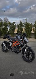 KTM DUKE 125 2021
