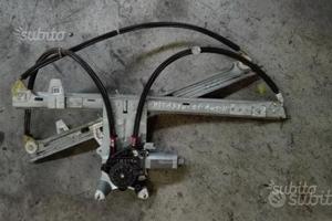 Alzavetro Anteriore dx citroen Picasso