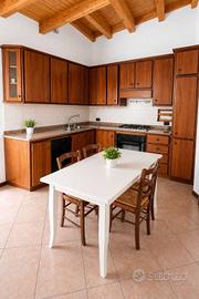 Appartamento di 60 m² con 3 locali e posto auto a 