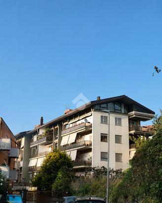 3 LOCALI A MARINO