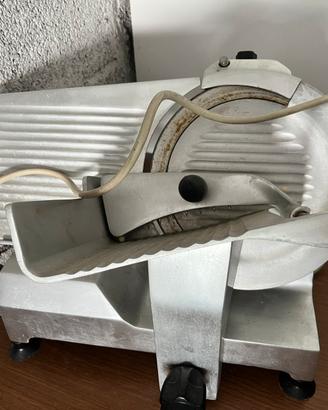 Affettatrice professionale Tipo 275 da revisionare