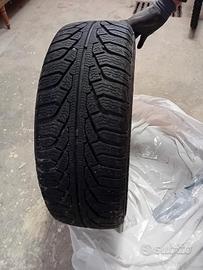 4 gomme da neve 195/55 R15 invernali + cerchioni