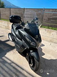 COME NUOVO. Kymco Xtown 300i cc