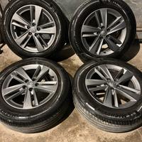 Cerchi  e gomme opel grandland peugeot da17