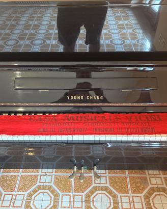 Pianoforte a muro