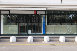 Negozio commerciale fronte strada