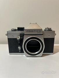 Fotocamera a pellicola Analogica