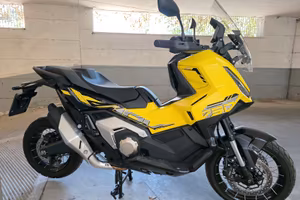 Honda x-adv 750 nuovo 300km special edition