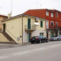 appartamento 65 mq ingresso indipendente, no condo