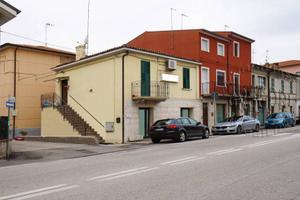 appartamento 65 mq ingresso indipendente, no condo