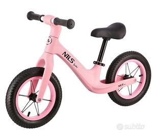 Bici senza pedali con ruote gonfiabili rosa