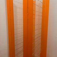 Espositore moderno in plexiglass