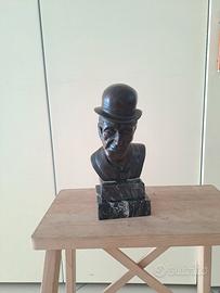 scultura in bronzo 