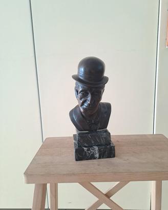 scultura in bronzo 