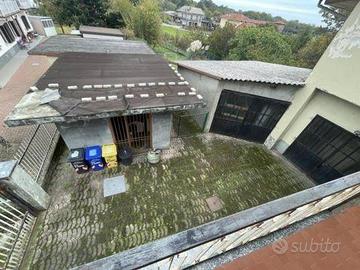 Casa indipendente a San Carlo Canavese, 7 locali