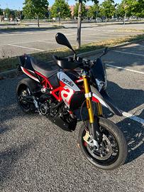 Aprilia Dorsoduro 900