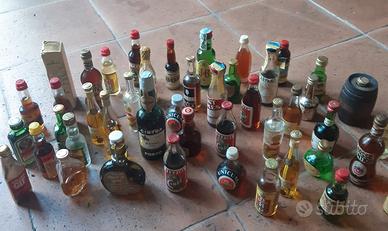 Stock bottigliette liquore 