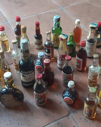 Stock bottigliette liquore 