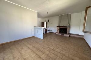 Appartamento di 220 m² con più di 5 locali e posto