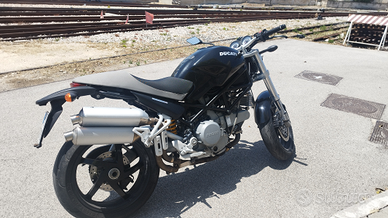Ducati Monster S2R 800 del 2005 iscritta ASI