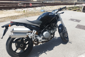 Ducati Monster S2R 800 del 2005 iscritta ASI