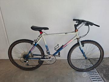 Mountain bike vintage Adriatica 