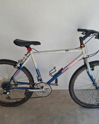 Mountain bike vintage Adriatica 