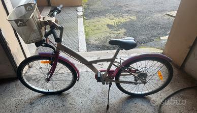 Bicicletta b’Twin da bambina della linea “Mistigir