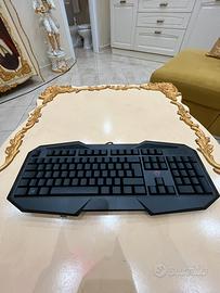 tastiera trust gaming
