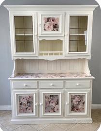 Credenza e piattiera shabby