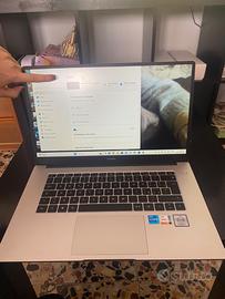 computer Huawei matebook D15