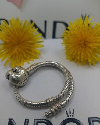 bracciale pandora moments con chiusura a cuore in 