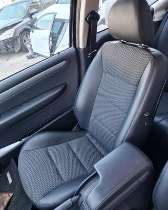 Sedile ant dx MERCEDES-BENZ CLASSE A 160 2010