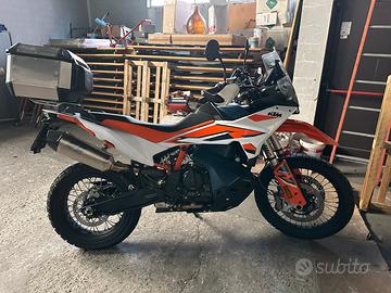 Ktm 890r 2025