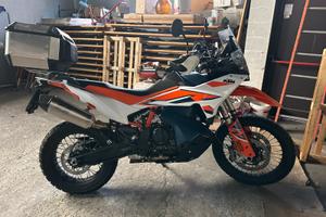 Ktm 890r 2025