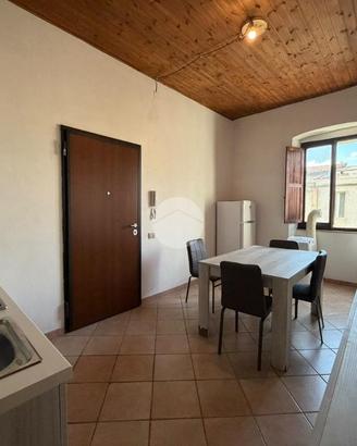 2 LOCALI A SASSARI