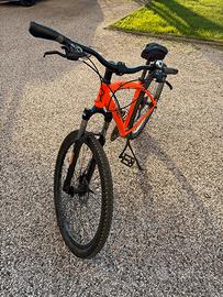 Mountain Bike Arancione – Shimano, Freni a Disco